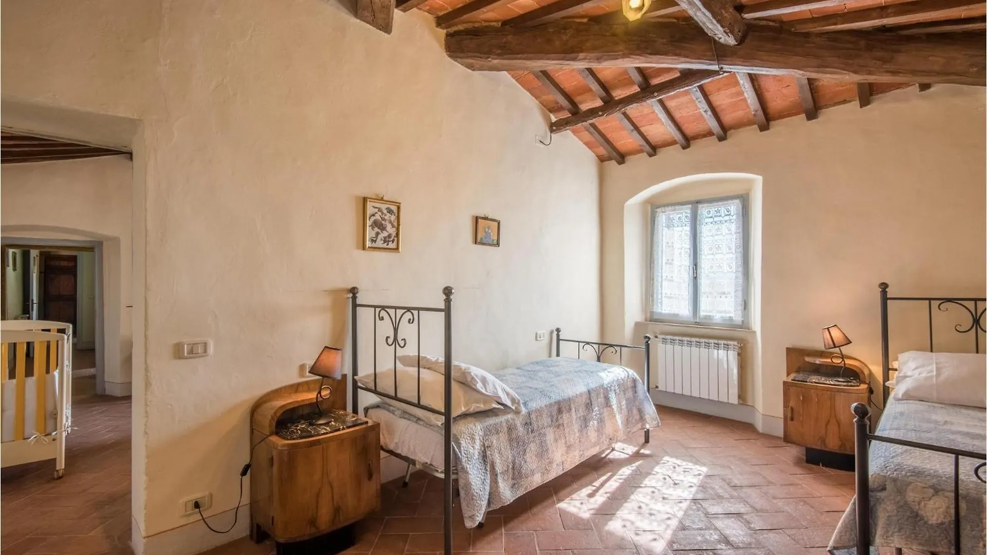 別荘 4 Bedroom Amazing Home In カスティリオーン・フィオレンティーノ イタリア